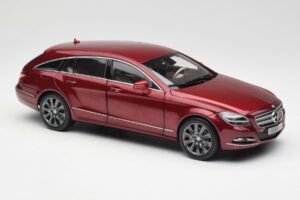 Mercedes CLS Shooting Brake X218 Thulite Rouge Norev 1:18 B66960116 Métal Moulé — image 6 sur 8