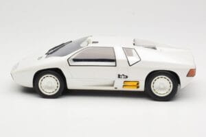 Mercedes CW311 White Metallic BoS Models 1:18 BOS198 Résine — image 3 sur 6