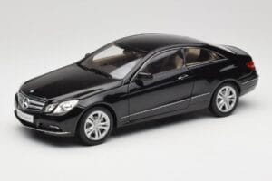 Mercedes E-Class Coupe C207 Obsidian Black Metallic Norev 1:18 B66962418 Métal Moulé