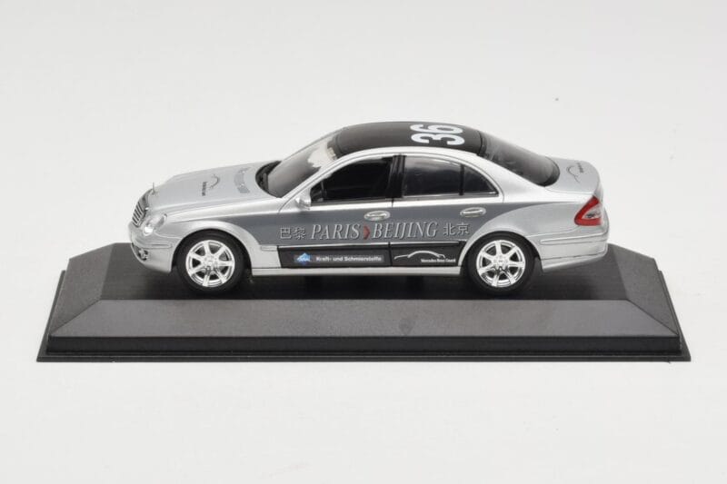 Mercedes E-Class W211 #36 Paris-Beijing 2006 Replacement Box Minichamps 1:43 B66962270-R Métal Moulé