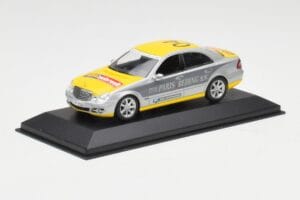 Mercedes E-Class W211 #4 Team ADAC Paris-Beijing 2006 Replacement Box Minichamps 1:43 B66962260-R Métal Moulé — image 2 sur 4