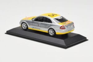 Mercedes E-Class W211 #4 Team ADAC Paris-Beijing 2006 Replacement Box Minichamps 1:43 B66962260-R Métal Moulé — image 3 sur 4