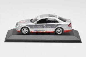 Mercedes E-Class W211 #7 Team AutoBild Paris-Beijing 2006 Replacement Box Minichamps 1:43 MB001 Métal Moulé