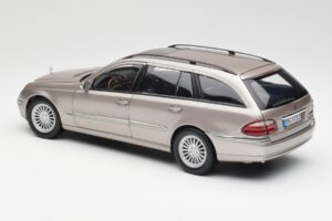 Mercedes E320 CDI W210 Break Cubanite Argent Kyosho 1:18 B66962188 Métal Moulé — image 7 sur 8