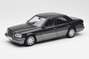 Mercedes E320 W124 Nautik Bleu Métallique Dealer Edition AUTOart 1:18 B66040508 Métal Moulé