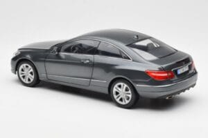 Mercedes E500 C207 Coupe Tenoric Gris Norev 1:18 183540 Métal Moulé — image 7 sur 8