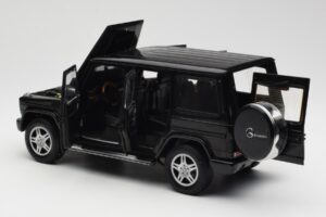 Mercedes G 500 W463 Noir Dealer Edition AUTOart 1:18 B66962143 Métal Moulé — image 5 sur 8