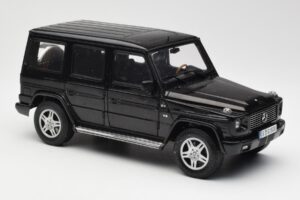 Mercedes G 500 W463 Noir Dealer Edition AUTOart 1:18 B66962143 Métal Moulé — image 6 sur 8