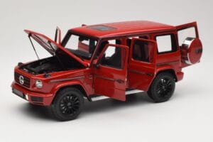 Mercedes G 500 W463 Rouge Minichamps 1:18 110037101 Métal Moulé — image 2 sur 8