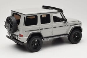 Mercedes G 63 AMG 4x4 Squared Arabian Grey Almost Real 1:18 820829 Métal Moulé — image 3 sur 8