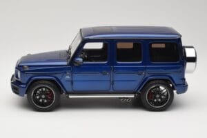 Mercedes G 63 AMG W463 Blue Metallic Minichamps 1:18 110037061 Métal Moulé — image 4 sur 8