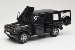 Mercedes G-Class G 500 W463 Smaragd Black Metallic AUTOart 1:18 76101 Métal Moulé — image 2 sur 8