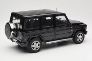 Mercedes G-Class G 500 W463 Smaragd Black Metallic AUTOart 1:18 76101 Métal Moulé — image 3 sur 8