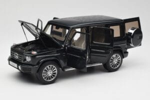 Mercedes G-Class G500 W463A Emerald Green Minichamps 1:18 B66960810 Métal Moulé — image 2 sur 8