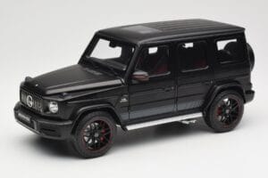 Mercedes G-Class G63 AMG W463A Matt Black Minichamps 1:18 110037064 Métal Moulé