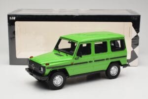 Mercedes G-Class W460 LWB Vert Minichamps 1:18 155038101 Métal Moulé — image 6 sur 6