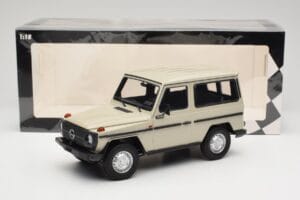 Mercedes G-Class W460 SWB Grey Metallic Minichamps 1:18 155038004 Métal Moulé — image 6 sur 6