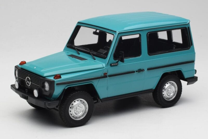 Mercedes G-Class W460 SWB Turquoise Minichamps 1:18 155038001 Métal Moulé