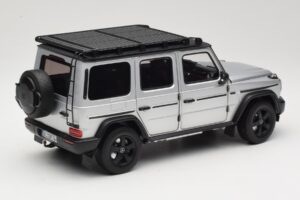 Mercedes G-Class W463 Iridium Silver Norev 1:18 183030 Métal Moulé — image 3 sur 8