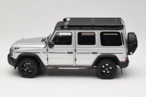 Mercedes G-Class W463 Iridium Silver Norev 1:18 183030 Métal Moulé — image 4 sur 8