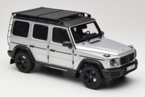 Mercedes G-Class W463 Iridium Silver Norev 1:18 183030 Métal Moulé — image 6 sur 8