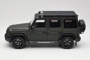 Mercedes G-Class W465 Olive Norev 1:18 B66960662 Métal Moulé — image 4 sur 8