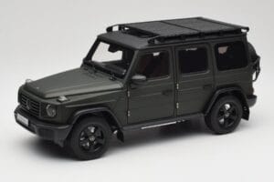 Mercedes G-Class W465 Olive Norev 1:18 B66960662 Métal Moulé