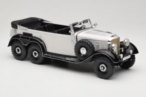 Mercedes G4 W31 Blanc MCG 1:18 MCG18208 Métal Moulé — image 4 sur 6