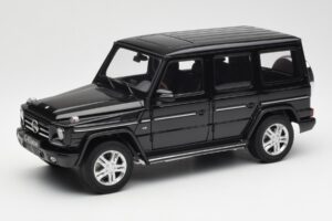 Mercedes G500 W463 Noir AUTOart 1:18 76216 Métal Moulé