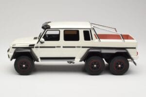 Mercedes AMG G63 6x6 W463 Blanc GT Spirit 1:18 GT100 Résine — image 3 sur 6