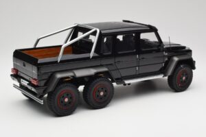 Mercedes AMG G63 W463 6x6 Gloss Noir AUTOart 1:18 76306 Composite — image 3 sur 8
