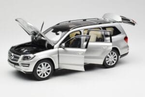 Mercedes GL-Class X166 Iridium Argent Métallisé Norev 1:18 B66960097 Métal Moulé — image 2 sur 8