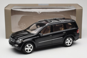 Mercedes GL X164 Obsidian Black Minichamps 1:18 B66962334 Métal Moulé — image 8 sur 8