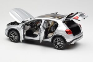 Mercedes GLA X156 Polar Argent Métallisé Norev 1:18 B66960267 Métal Moulé — image 5 sur 8