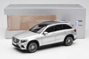 Mercedes GLC X253 Iridium Argent Norev 1:18 B66960363 Métal Moulé — image 8 sur 8