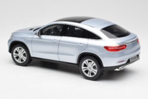 Mercedes GLE Coupe C292 Diamond Argent Norev 1:18 B66960358 Métal Moulé — image 7 sur 8