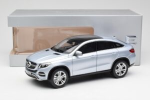 Mercedes GLE Coupe C292 Diamond Argent Norev 1:18 B66960358 Métal Moulé — image 8 sur 8