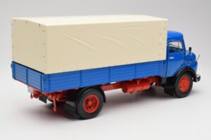 Mercedes L911 Bleu Schuco 1:18 450044800 Métal Moulé — image 3 sur 8