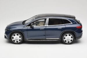 Mercedes Maybach EQS 680 V297 Bleu Foncé NZG 1:18 B66960593 Métal Moulé — image 4 sur 8