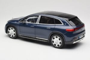 Mercedes Maybach EQS 680 V297 Bleu Foncé NZG 1:18 B66960593 Métal Moulé — image 7 sur 8