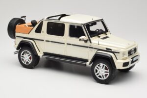 Mercedes Maybach G650 Landaulet W463 Blanc Schuco 1:18 450017800 Métal Moulé — image 4 sur 6