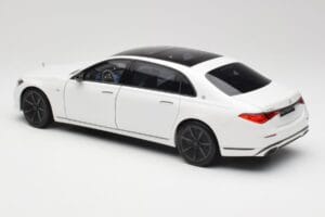 Mercedes Maybach S 680 X223 Diamond White Norev 1:18 B66960666 Métal Moulé — image 7 sur 8