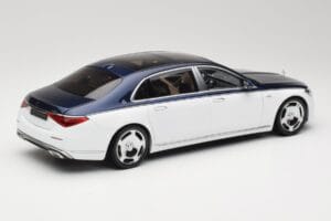 Mercedes Maybach S-Class Z223 Nautical Blue Diamond White Almost Real 1:18 820126 Métal Moulé — image 3 sur 8