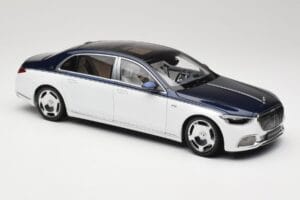 Mercedes Maybach S-Class Z223 Nautical Blue Diamond White Almost Real 1:18 820126 Métal Moulé — image 6 sur 8