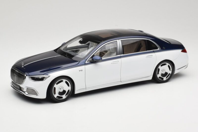 Mercedes Maybach S-Class Z223 Nautical Blue Diamond White Almost Real 1:18 820126 Métal Moulé