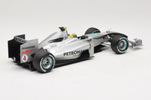 Mercedes MGP W01 #4 N. Rosberg Mercedes GP Showcar 2010 Minichamps 1:18 150100074 Métal Moulé — image 2 sur 7