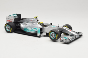 Mercedes MGP W02 #8 N. Rosberg Mercedes GP Showcar 2011 Minichamps 1:18 110110078 Métal Moulé — image 4 sur 7