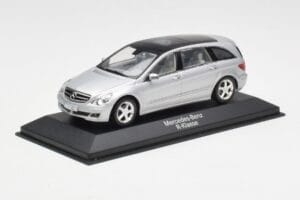 Mercedes R-Class W251 Iridium Silver Minichamps 1:43 B66962214 Métal Moulé — image 2 sur 4