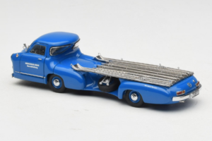 Mercedes Renntransporter Blue Wonder CMC 1:43 M-036K Métal Moulé — image 7 sur 8