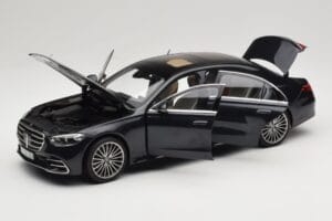 Mercedes S-Class W223 AMG Line Anthracite Blue Norev 1:18 183800 Métal Moulé — image 2 sur 8